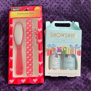 Snowshine Vanilla & Peppermint Scented Body Scrub & Bath Oil- 3PC Pedicure  Set